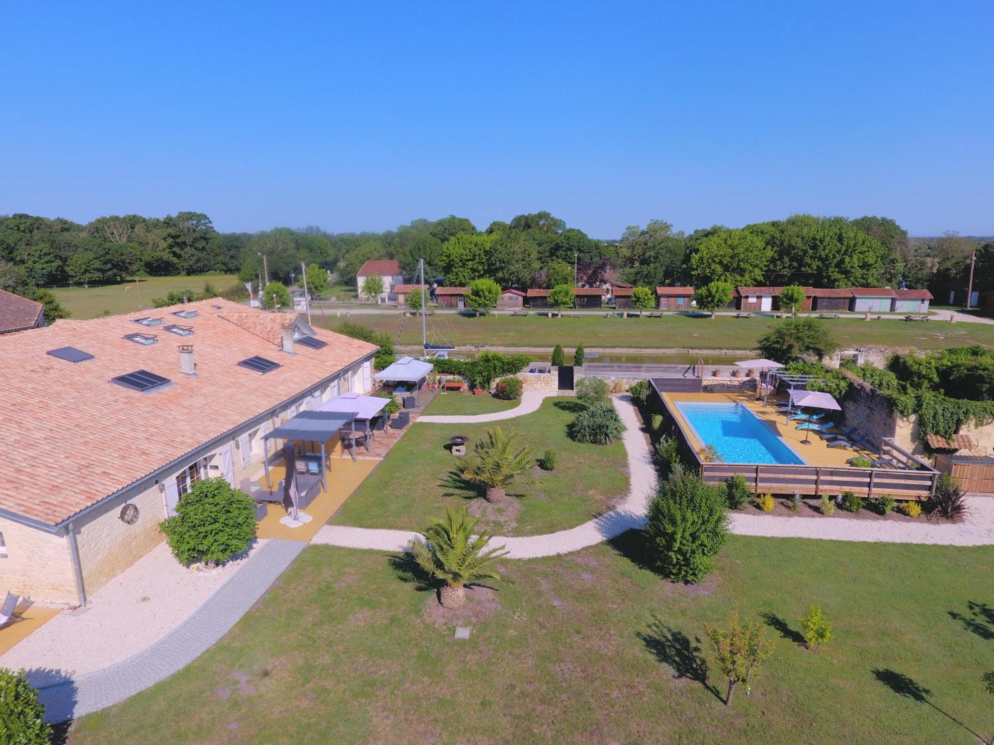 Domaine Des Pres De Joussac - Protocole Sanitaire Strict Jau-Dignac-et-Loirac